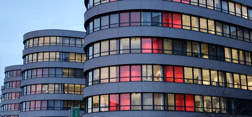 Aids Schleife am Innenhafen