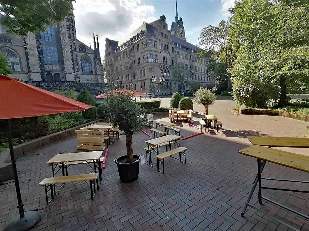 Fräulein Betty Weinbar