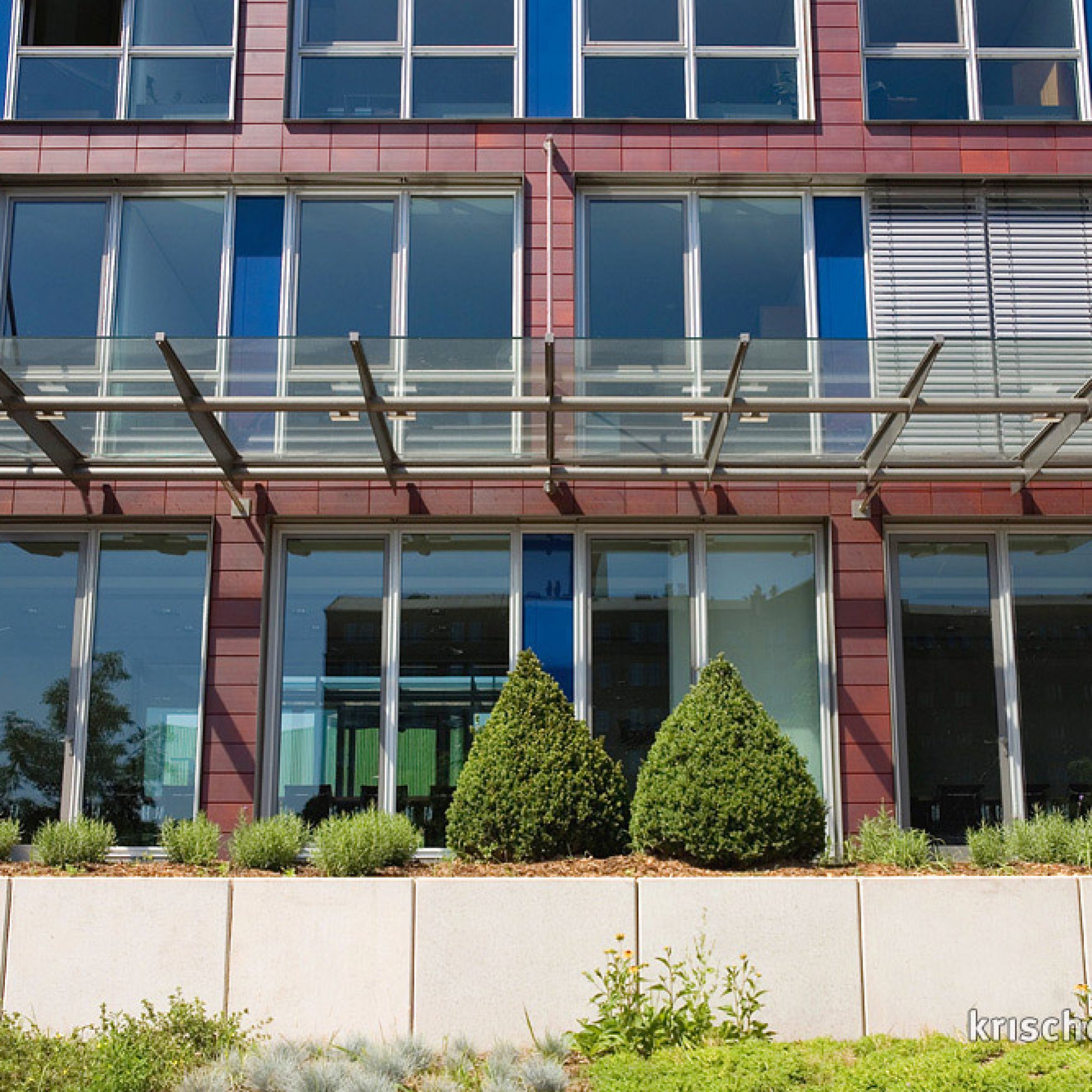 Pier Eins Innenhafen Duisburg